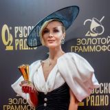 Гагарина показала видео с прыжком в воду