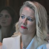 Показавшая видео с сыном Собчак рассуждает о непростой судьбе каждой матери