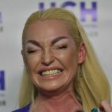 Волочкова в спортзале показала свой фирменный шпагат 