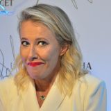 Поклонники заподозрили Собчак в беременности из-за измнений в фигуре