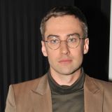 Промотал и смотал: Приставы охотятся на спустившего в унитаз деньги сына Шепелева