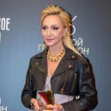 Орбакайте показала дочь в Люксембургском саду