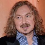 Молодое лицо Игоря Николаева без усов вызвало вопросы у поклонников