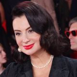 Поклонников восхитила блузка Екатерины Стриженовой