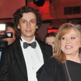 Блогер рассказала о намерении вернувшейся Пугачевой привезти в Россию мужа