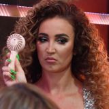 У появившейся с распухшим лицом Бузовой подозревают беременность