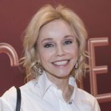 Марина Зудина показала танец с двумя партнерами