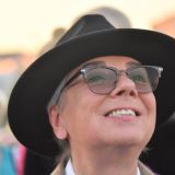 Юдашкин улетел в Китай ради внучки