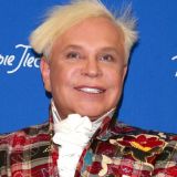 Хотели пожениться и провести вместе старость: что случилось с американской невестой Моисеева