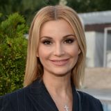 Беременная Ольга Орлова приютила котенка