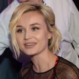 Как Гагарина вместе с дочерью живет в в элитном коттеджном поселке