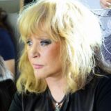 Шахназаров посоветовал уехавшей из России Пугачевой отказаться от интервью Собчак