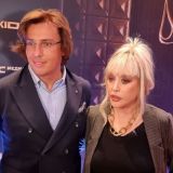 Пугачева появилась в центре Москвы после новости о переезде с мужем-иноагентом в Израиль