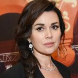 Дочь Заворотнюк намекнула на тайную свадьбу с возлюбленным