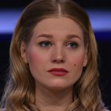 С кем проводит время жених Асмус