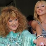 Всплыло интервью Орбакайте о детстве вдали от матери Пугачевой