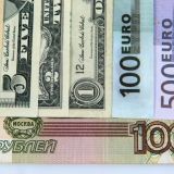 Какую валюту покупать в конце 2022 года: рекомендация финансового консультанта 