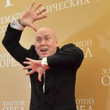 Сухоруков вцепился в известного музыканта