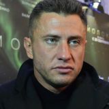 Поклонники разглядели у появившейся на публике жены Прилучного животик