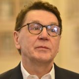 Жена прокомментировала драку Маковецкого с Максаковой на борту самолета