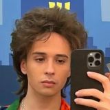 Сколько денег Слава Марлоу отдал за соседство с Владимиром Познером