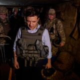 Зеленского изобразили на вывеске наркологической клиники