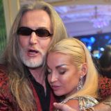 Проникший в лоно Волочковой Джигурда издал неистовый вопль: Сходил под себя