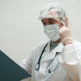 Названа главная ошибка россиян в сезон ОРВИ