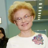 Малышева на примере картин рассказала о болезнях и проблемах со зрением