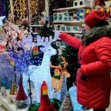 Как купить подарки всем и не разориться? Советы экономиста