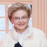 Малышева показала способ полоскания горло