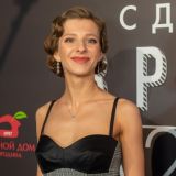 Арзамасову и Авербуха поздравляют с бумажной свадьбой 