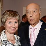 Как у Пугачевой: вдова Этуша похвасталась своим роскошным замком сказочной принцессы