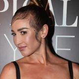 Пользователей Сети поразили танцы Бузовой в Ереване: Ну и зрелище