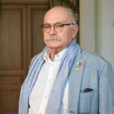 Уровень кислорода в крови понизился: что известно о госпитализированном Михалкове 