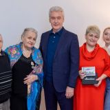 Собянин подарил автомобиль стотысячному новоселу по программе реновации