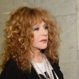 Сидящую на уколах Пугачеву известили о раке: Дорого и трудно