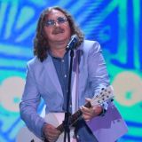 Николаев пожирал глазами вывалившую грудь Королеву