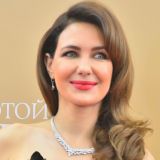 Климова задумалась о пластической операции