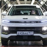 Через два года Москва начнет производить автомобили на базе российских комплектующих – Собянин