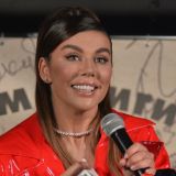 Анна Седокова откровенно рассказала об изменениях в фигуре