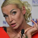 Волочкова засветила пышный букет в вазе