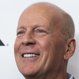 Деми Мур заботится о тяжелобольном Брюсе Уиллисе