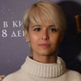 Дважды вышла за одного мужчину, но не торопится стать мамой: тихое счастье актрисы Аксеновой