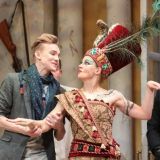 Москва продолжит многолетнюю работу по обновлению столичных театров – Собянин