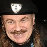 Очаровательный малыш: 77-летнего Преснякова-старшего поздравляют с рождением сына