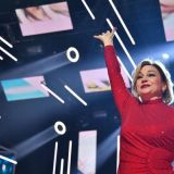 Буланова отмахнулась от критиков перед свадьбой