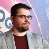 Гарик Харламов пошутил над возлюбленной Вани Дмитриенко 