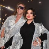 Оголившийся муж Королевой слил фото из ванной