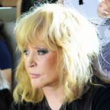 Пугачева трогательно проводила сына и дочь в школу